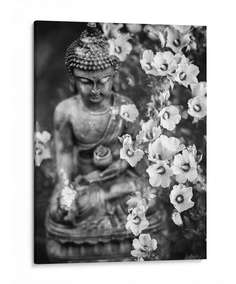 Buda y flores | Cuadro decorativo de Canvas Lab