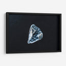 Diamante en bruto sobre arena negra | Cuadro decorativo de Canvas Lab