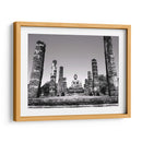 Buda entre pilares | Cuadro decorativo de Canvas Lab