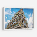 Templo visto desde abajo | Cuadro decorativo de Canvas Lab