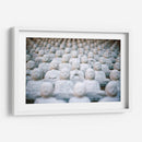 Hileras de figuras budistas de piedra en miniatura | Cuadro decorativo de Canvas Lab