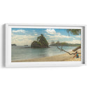 Roca Tortuga en playa Espadilla - Carla Fernández | Cuadro decorativo de Canvas Lab