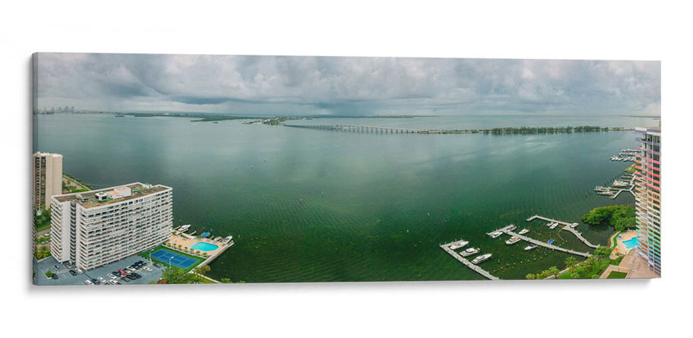 Horizonte de Miami presagiando el huracán Elsa - Carla Fernández | Cuadro decorativo de Canvas Lab