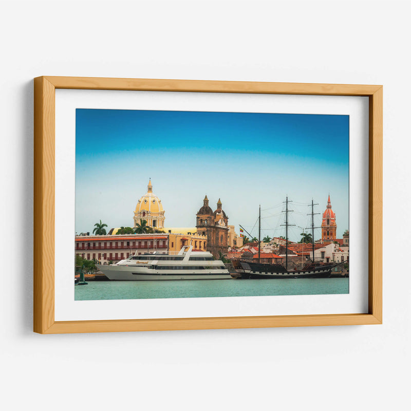 Ciudad amurallada desde el mar - Carla Fernández | Cuadro decorativo de Canvas Lab