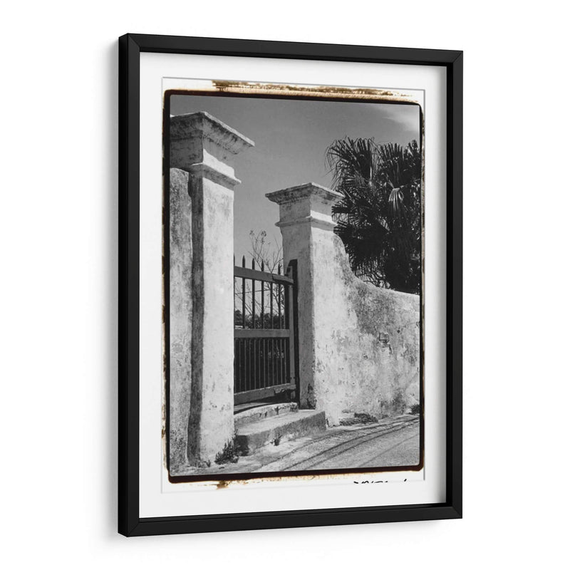 Antigua Puerta De Bermudas Ii - Laura DeNardo | Cuadro decorativo de Canvas Lab