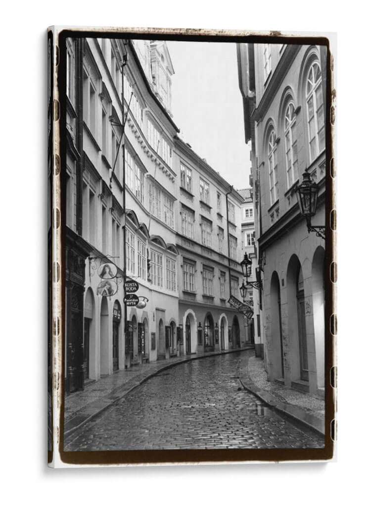 Las Calles De Praga I - Laura DeNardo | Cuadro decorativo de Canvas Lab