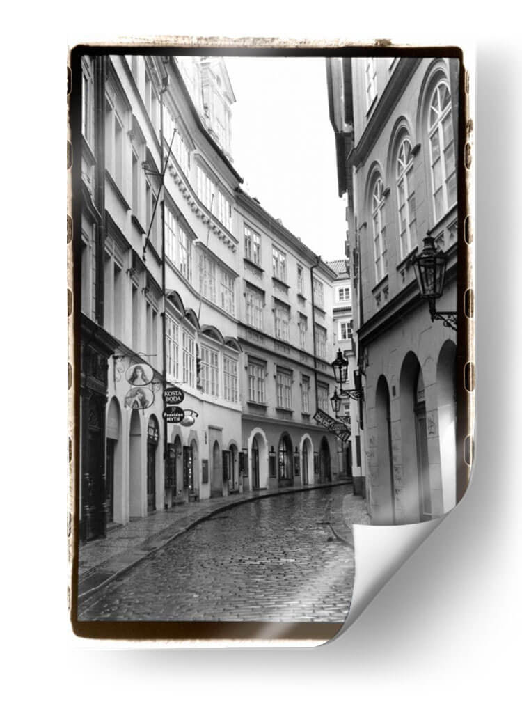 Las Calles De Praga I - Laura DeNardo | Cuadro decorativo de Canvas Lab