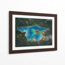 Lago rodeado por pinos | Cuadro decorativo de Canvas Lab