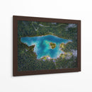 Lago rodeado por pinos | Cuadro decorativo de Canvas Lab