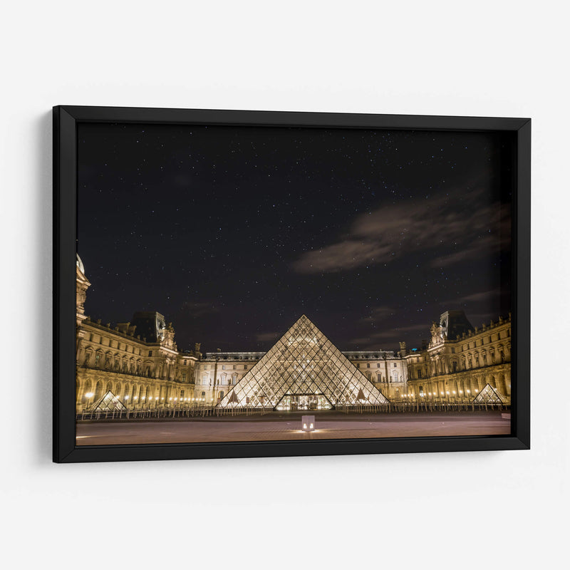 Museo de Louve bajo las estrellas | Cuadro decorativo de Canvas Lab