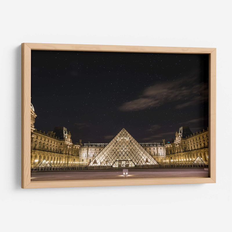 Museo de Louve bajo las estrellas | Cuadro decorativo de Canvas Lab