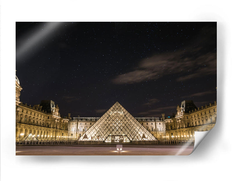 Museo de Louve bajo las estrellas | Cuadro decorativo de Canvas Lab