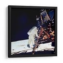 Buzz Aldrin bajando de Eagle | Cuadro decorativo de Canvas Lab