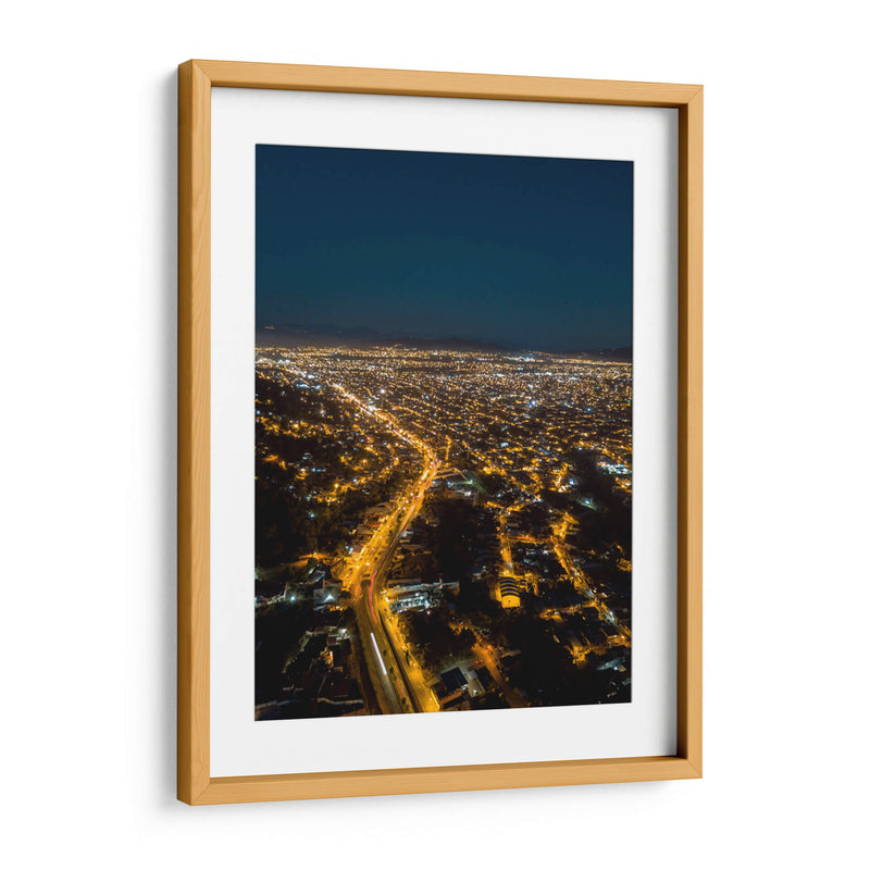 URUAPAN DE NOCHE - MICHOACÁN - Luis Fernando Cortez | Cuadro decorativo de Canvas Lab