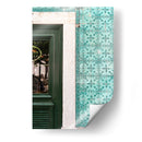 Puerta Verde con Azulejos Portugueses en Lisboa - Wandering Pixels Co. | Cuadro decorativo de Canvas Lab