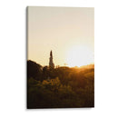 Silueta de Estatua al Atardecer en Parque de Lisboa - Wandering Pixels Co. | Cuadro decorativo de Canvas Lab