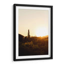 Silueta de Estatua al Atardecer en Parque de Lisboa - Wandering Pixels Co. | Cuadro decorativo de Canvas Lab