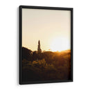 Silueta de Estatua al Atardecer en Parque de Lisboa - Wandering Pixels Co. | Cuadro decorativo de Canvas Lab