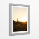 Silueta de Estatua al Atardecer en Parque de Lisboa - Wandering Pixels Co. | Cuadro decorativo de Canvas Lab