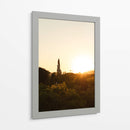 Silueta de Estatua al Atardecer en Parque de Lisboa - Wandering Pixels Co. | Cuadro decorativo de Canvas Lab