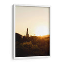 Silueta de Estatua al Atardecer en Parque de Lisboa - Wandering Pixels Co. | Cuadro decorativo de Canvas Lab