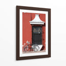 Bicicleta en colorida ventana de Valladolid Yucatán - Luis Rodrigo Magaña Andrade | Cuadro decorativo de Canvas Lab