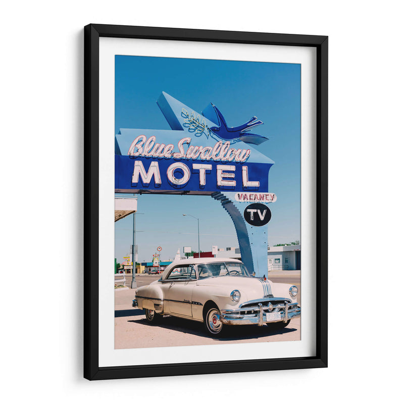 Motel Blue Swallow - Bethany Young | Cuadro decorativo de Canvas Lab