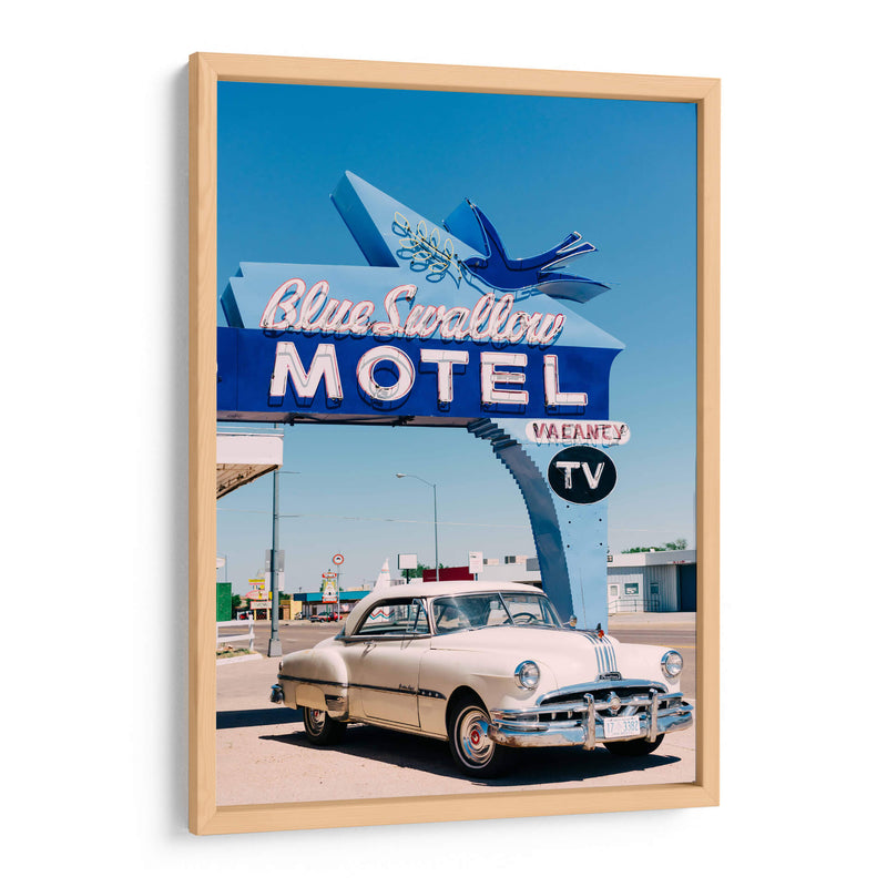 Motel Blue Swallow - Bethany Young | Cuadro decorativo de Canvas Lab