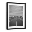 Valle de los Monolitos Monocromo II - Bethany Young | Cuadro decorativo de Canvas Lab