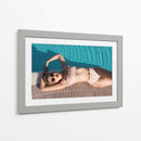 Junto a la Piscina - Colin Dixon | Cuadro decorativo de Canvas Lab