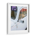 Un Volkswagen Beetle pastel en las calles de Oaxaca, México - Raisa Zwart | Cuadro decorativo de Canvas Lab