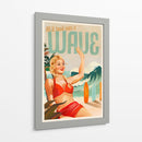 Chica pin-up surfeando en la playa en bikini - The Whiskey Ginger | Cuadro decorativo de Canvas Lab
