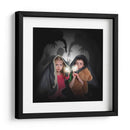 Niños asustados mirando las sombras nocturnas - Angela Waye | Cuadro decorativo de Canvas Lab