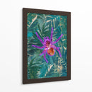 Araña de neón en la jungla - Sarah Manovski | Cuadro decorativo de Canvas Lab