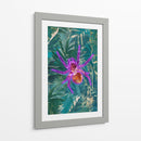 Araña de neón en la jungla - Sarah Manovski | Cuadro decorativo de Canvas Lab