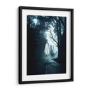 Fantasma de Halloween en la carretera oscura - Ariz Rab | Cuadro decorativo de Canvas Lab