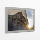 Monumento al Tiempo: Simetría y Legado - Löwenherz | Cuadro decorativo de Canvas Lab