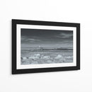 Pareja sobre cama de nubes - Onisered | Cuadro decorativo de Canvas Lab
