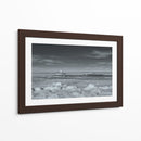 Pareja sobre cama de nubes - Onisered | Cuadro decorativo de Canvas Lab