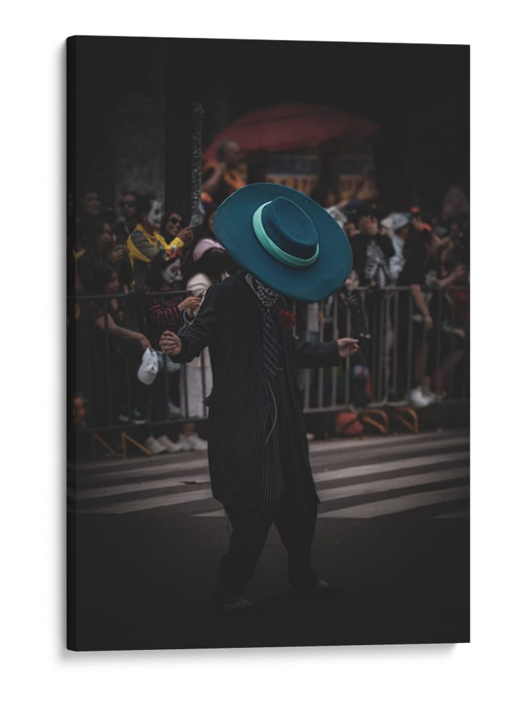 SOMBRERO QUE ROBA MIRADAS - jonathanmp21 | Cuadro decorativo de Canvas Lab