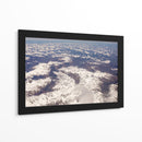 Montañas Nevadas desde el Aire - Wandering Pixels Co. | Cuadro decorativo de Canvas Lab