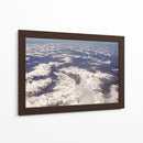 Montañas Nevadas desde el Aire - Wandering Pixels Co. | Cuadro decorativo de Canvas Lab