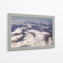 Montañas Nevadas desde el Aire - Wandering Pixels Co. | Cuadro decorativo de Canvas Lab