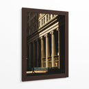 Columnas Neoclásicas con Luz Dorada - Wandering Pixels Co. | Cuadro decorativo de Canvas Lab