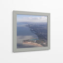 Vista Aérea de Chicago y el Lago Michigan - Wandering Pixels Co. | Cuadro decorativo de Canvas Lab