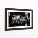 Letrero de Neón Borroso - Blanco y Negro - Wandering Pixels Co. | Cuadro decorativo de Canvas Lab