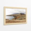 Acantilados Áridos con Vista al Mar - Wandering Pixels Co. | Cuadro decorativo de Canvas Lab