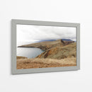 Acantilados Áridos con Vista al Mar - Wandering Pixels Co. | Cuadro decorativo de Canvas Lab