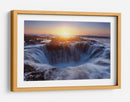Cascada oceánica de la hora dorada - Miles Morgan | Cuadro decorativo de Canvas Lab