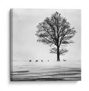 Árbol invernal y ciervos - Silvija Danelsone | Cuadro decorativo de Canvas Lab
